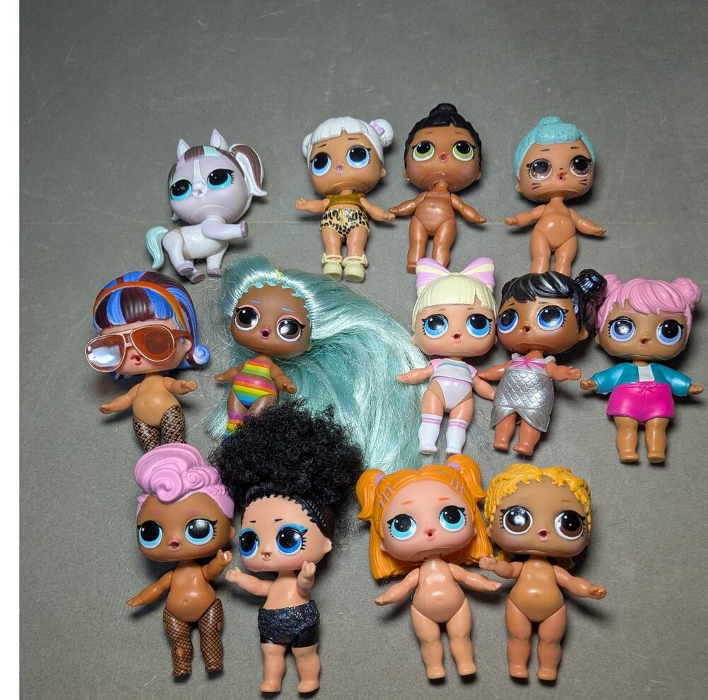 LOL Surprise 3" Dolls Lot of 12 & 1 pet w/ a Few Accessories